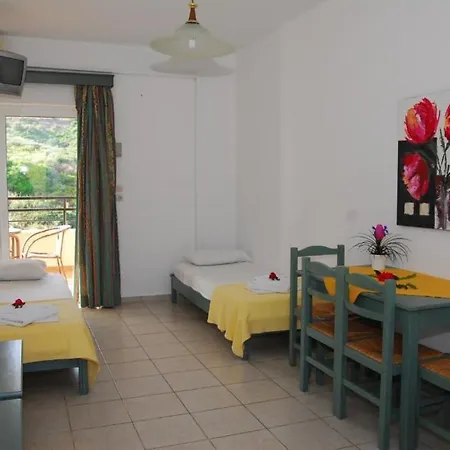 Apartment Elpis And *